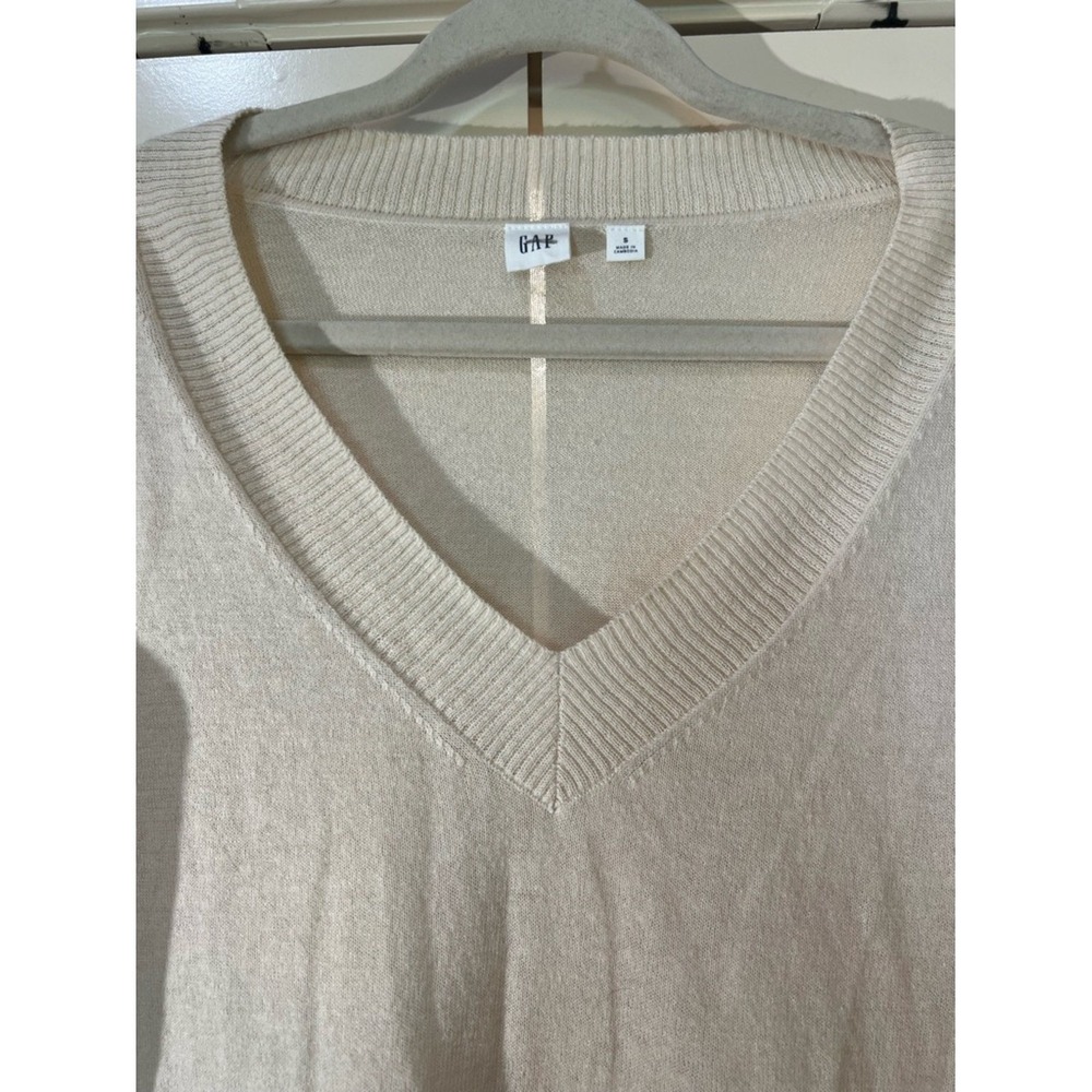 GAP Women's V-Neck Linen Blend‎ Sweater in Cream SMALL - Picture 2 of 3